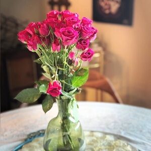 Vintage Elegant Green Glass Vase